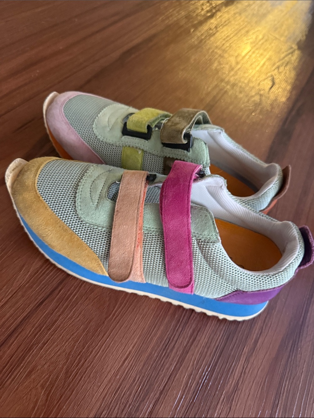 Charlotte Stone Conway Multi-Color Mesh & Suede Hook-and-Loop Sneakers women’s 9